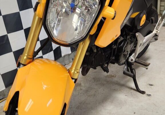 Front Headlight Super B A Grom Yellow Bike
